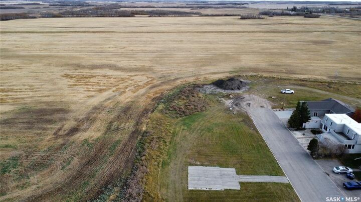 Property Photo:  220 Bergmann Avenue  SK S0A 4T0 