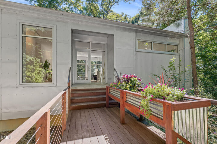Property Photo: 106 Glass House Lane NC 27510