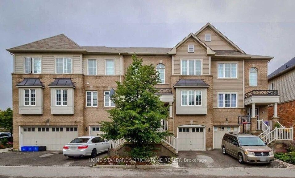 Property Photo: 7 Sirente Drive 25 ON L9A 0B4