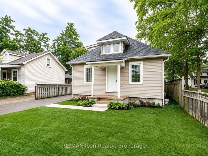 Property Photo: 1270 Spring Gardens Road ON L7T 1J8