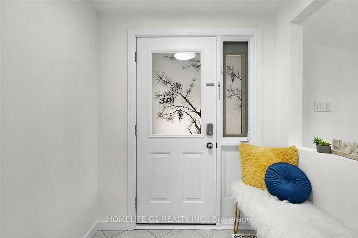 Property Photo: 19 Milton Avenue W ON N3C 2Y3