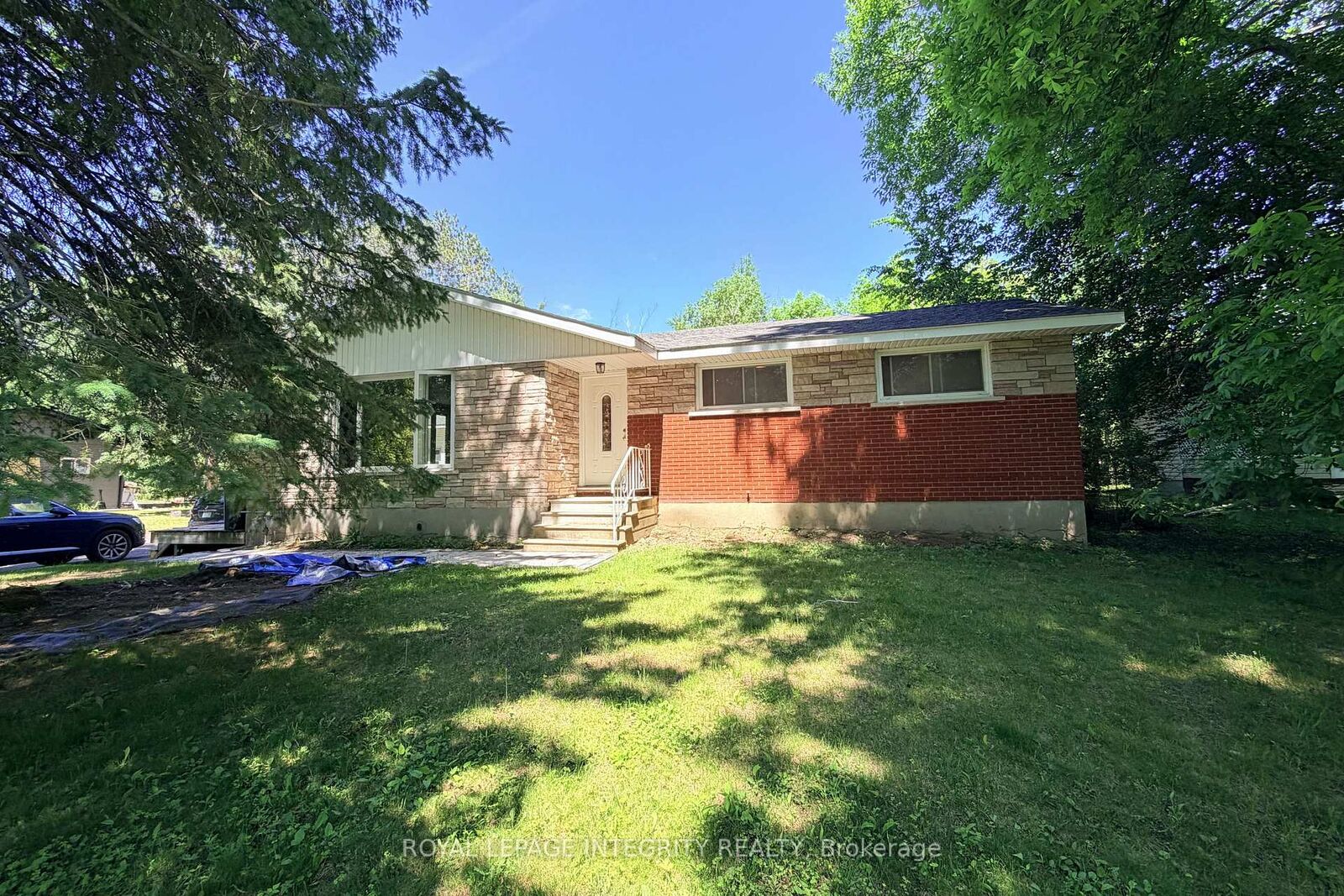 Property Photo: 6330 Rothbourne Road ON K0A 1L0