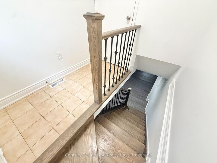 Property Photo: 11 Meadowglen Drive ON L1R 1T8
