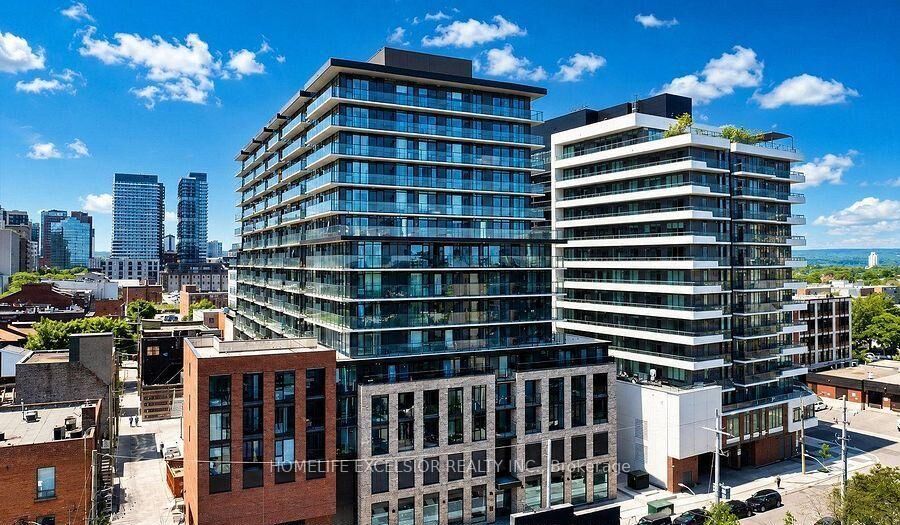 Property Photo: 1 Jarvis Street 806 ON L8R 3J2
