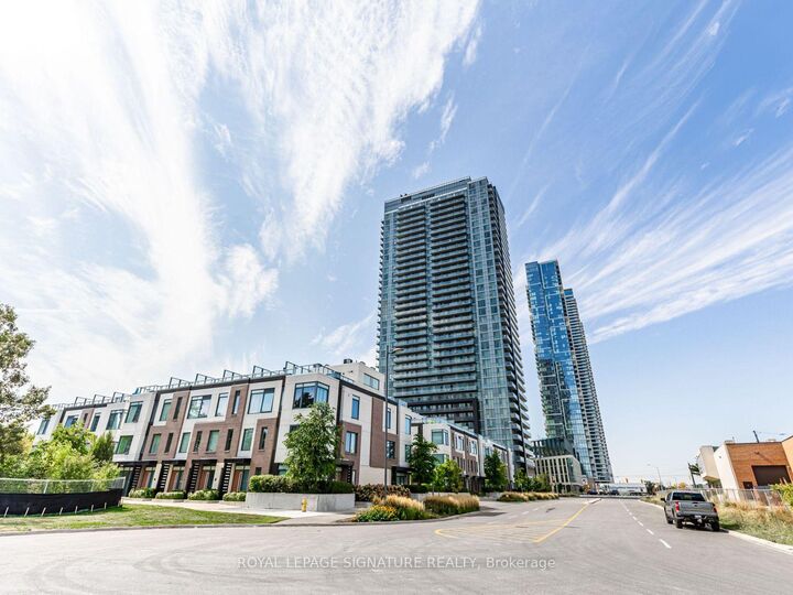 7895 Jane Street 1114 — photo 1