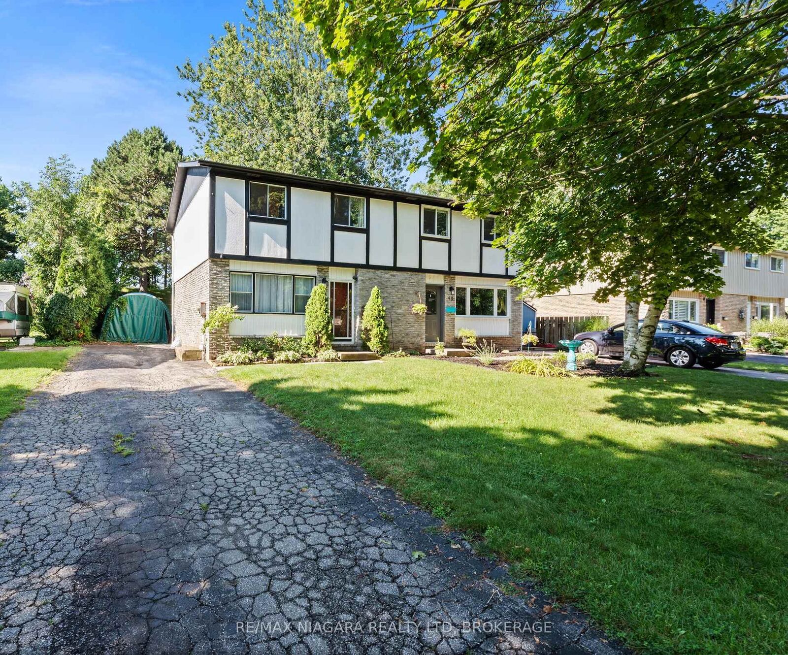 Property Photo: 47 Birchpark Drive ON L3M 4M9
