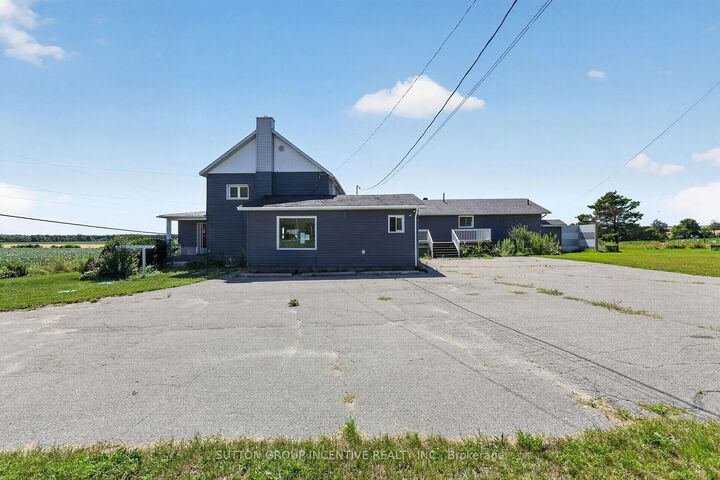 Property Photo: 160 Rue Lafontaine Road W ON L9M 0H1