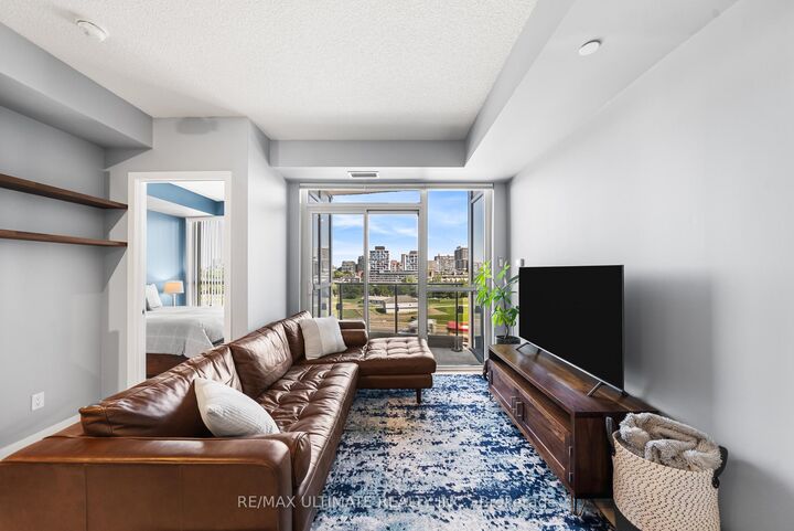 Property Photo: 50 Bruyeres Mews 1001 ON M5V 0A7