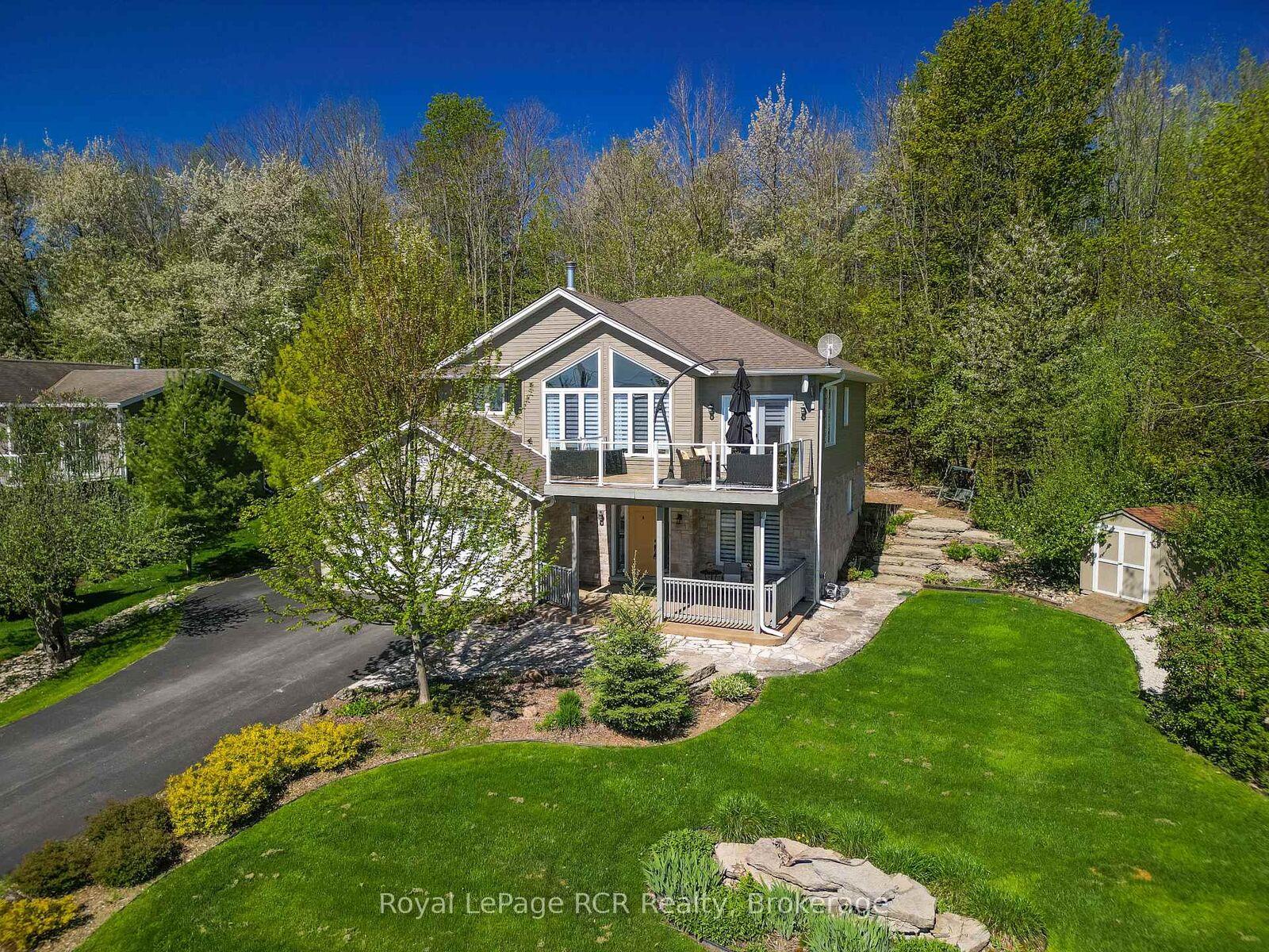 Property Photo:  154 Macintosh Drive  ON N0H 1S0 