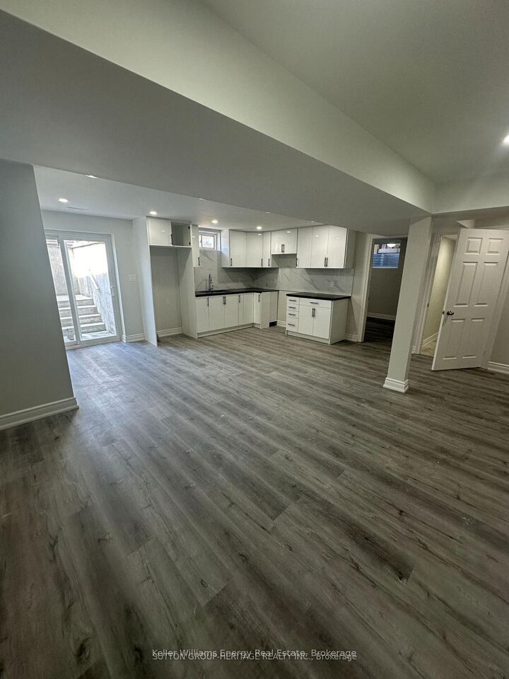 Property Photo: 1904 Cheesewright Court ON L1K 0W9