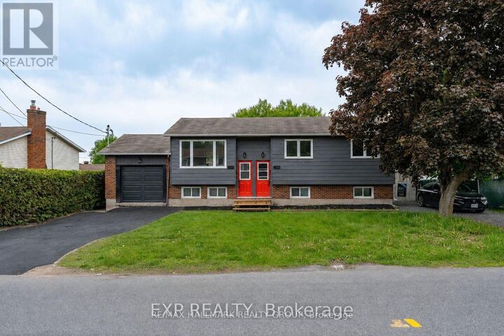 Property Photo:  990 St Jacques St Street N Unit 1 And 2  ON K4K 1C1 
