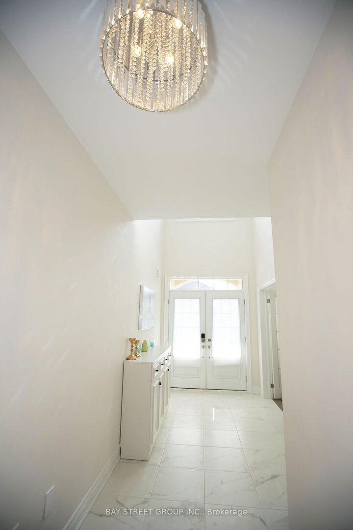 Property Photo: 152 Ben Sinclair Avenue ON L9N 0Z2