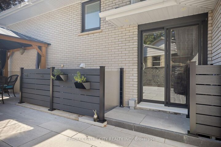 Property Photo: 1223 Royal York Road ON N6H 4A1
