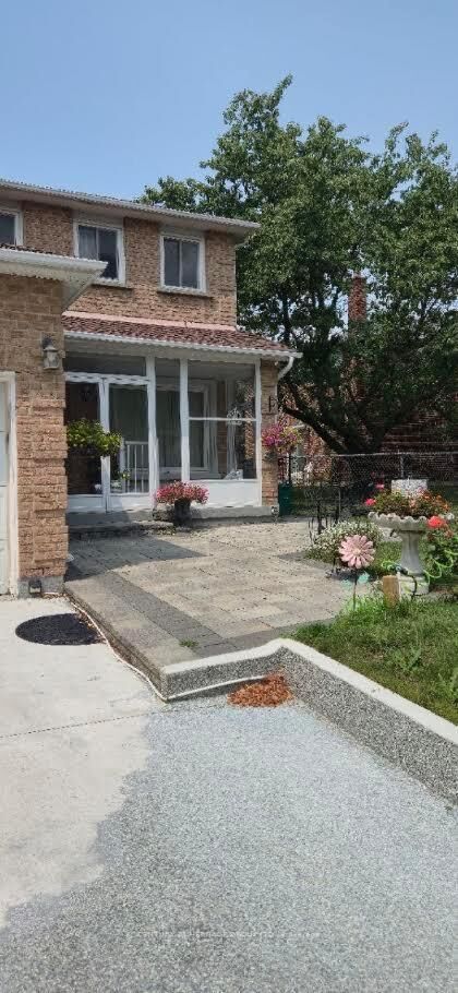 Property Photo:  24 Guildwood Drive Bsmt  ON L4C 8E5 