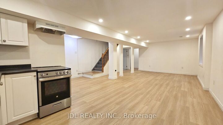 Property Photo: 3769 Brandon Gate Drive ON L4T 3N1