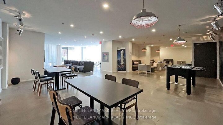 Property Photo:  5 St Joseph Street 220  ON M4Y 0B6 