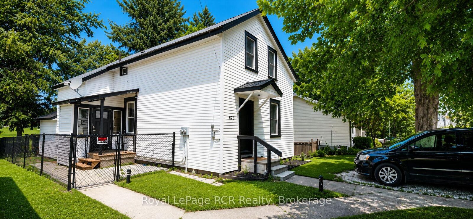 Property Photo: 526 Alice Street ON N0G 2W0