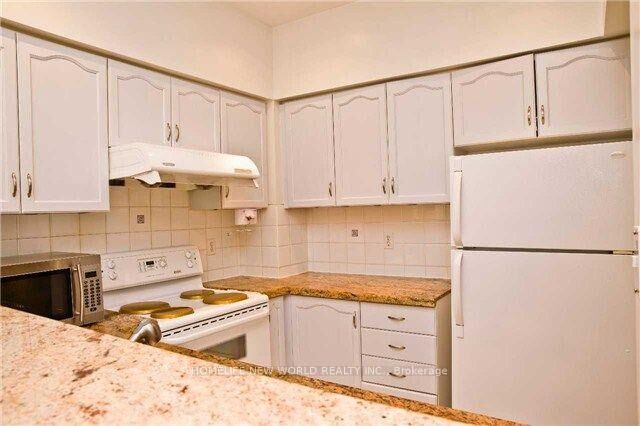 Property Photo: 21 St. Moritz Way 12 ON L3R 4G4