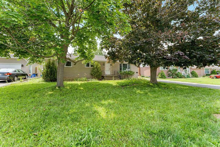Property Photo: 75 Briscoe Street ON K7N 1G2