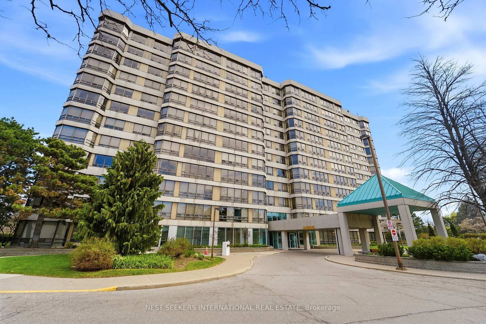 Property Photo:  310 Mill Street 811  ON L6Y 3B1 