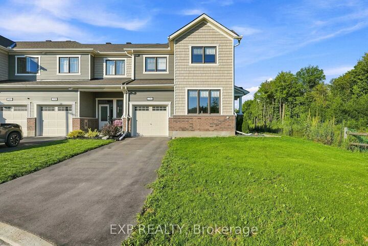 256 Billrian Crescent — photo 1