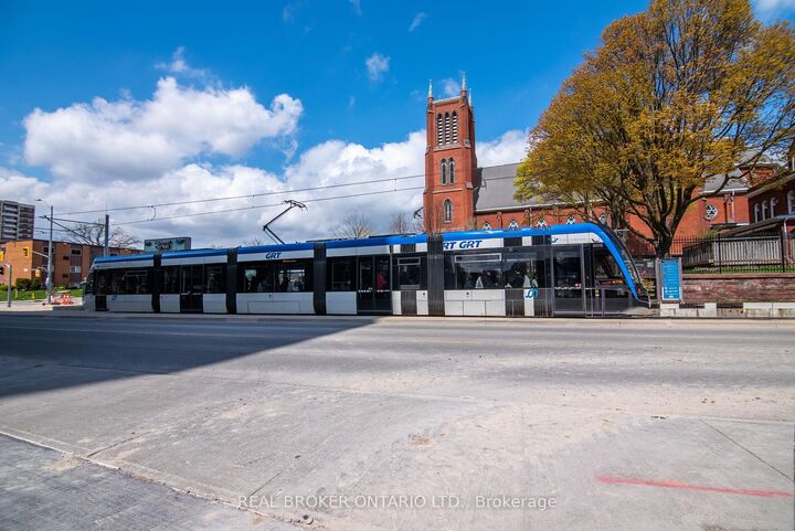 Photo de la propriété:  55 Duke Street W 1101  ON N2G 1A6 