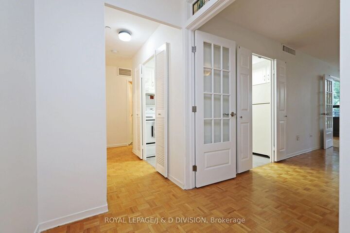 Property Photo: 235 St Clair Avenue W 106 ON M4V 1R4