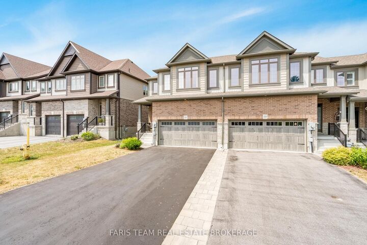 Property Photo:  1016 Wright Drive  ON L4R 0E4 