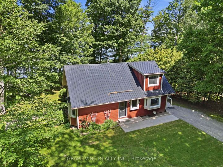 Property Photo: 68 Goodman Crescent ON K0K 2T0