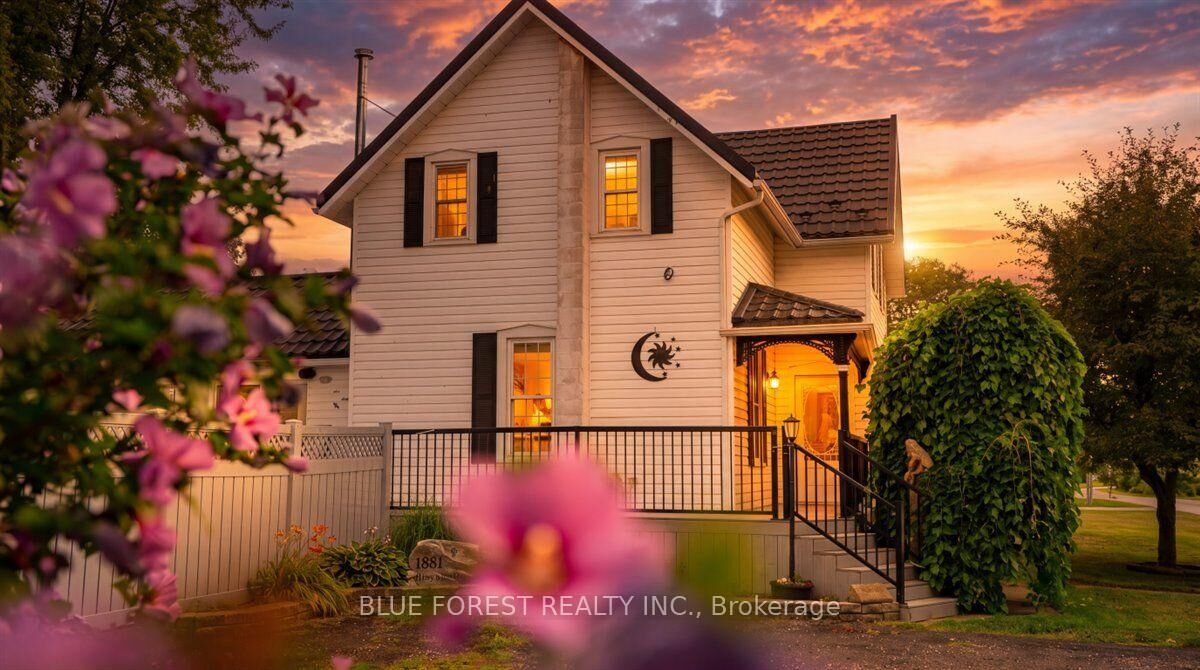 Property Photo:  1881 Mary Street  ON N0K 1K0 
