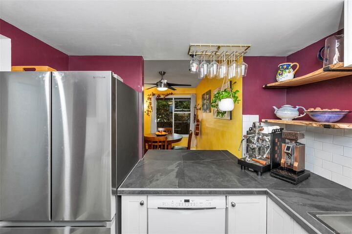 Property Photo: 1223 Johnson St #102 BC V8V 3N9