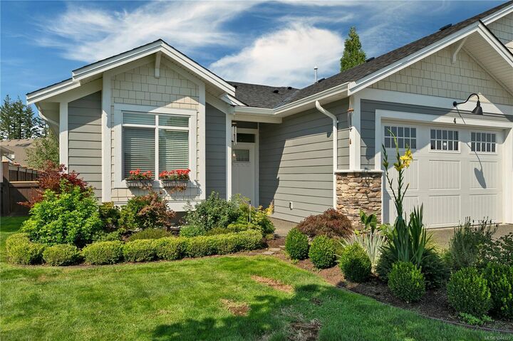 Property Photo: 200 Nikola Rd #4 BC V9W 6H9