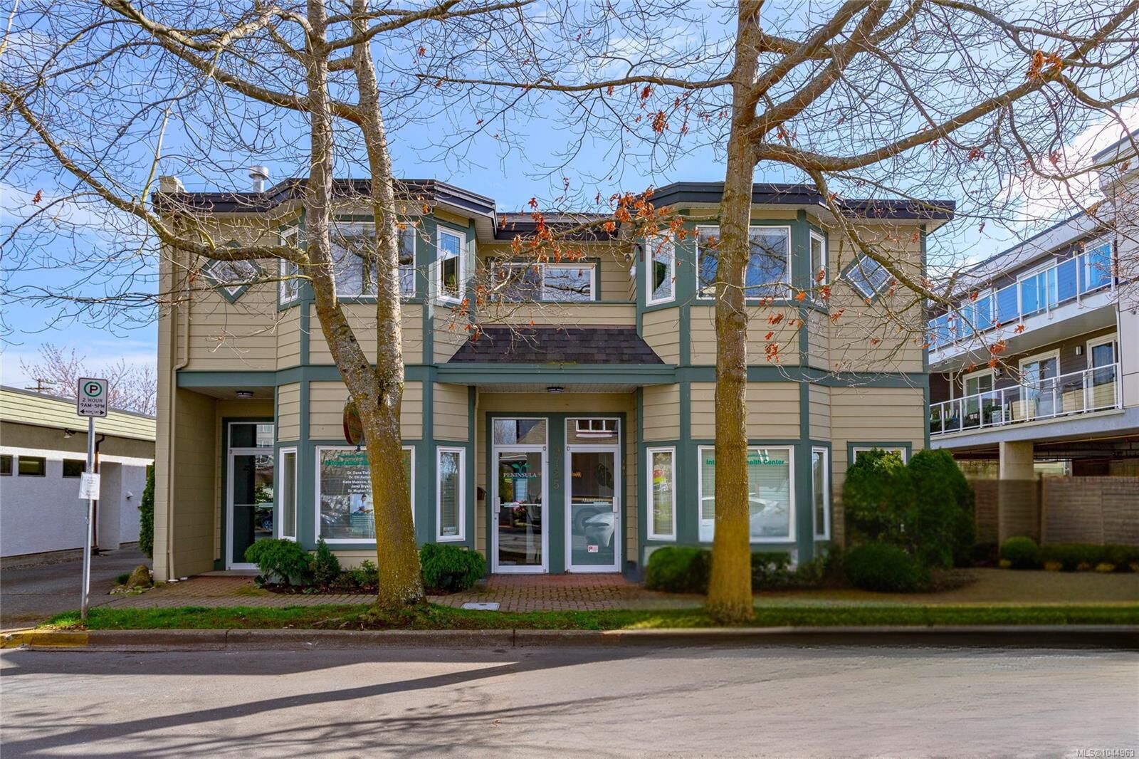 Property Photo:  9725 Fourth St #204  BC V8L 2Y8 