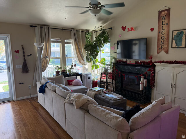 Property Photo: 4008 E Sioux St UT 84005