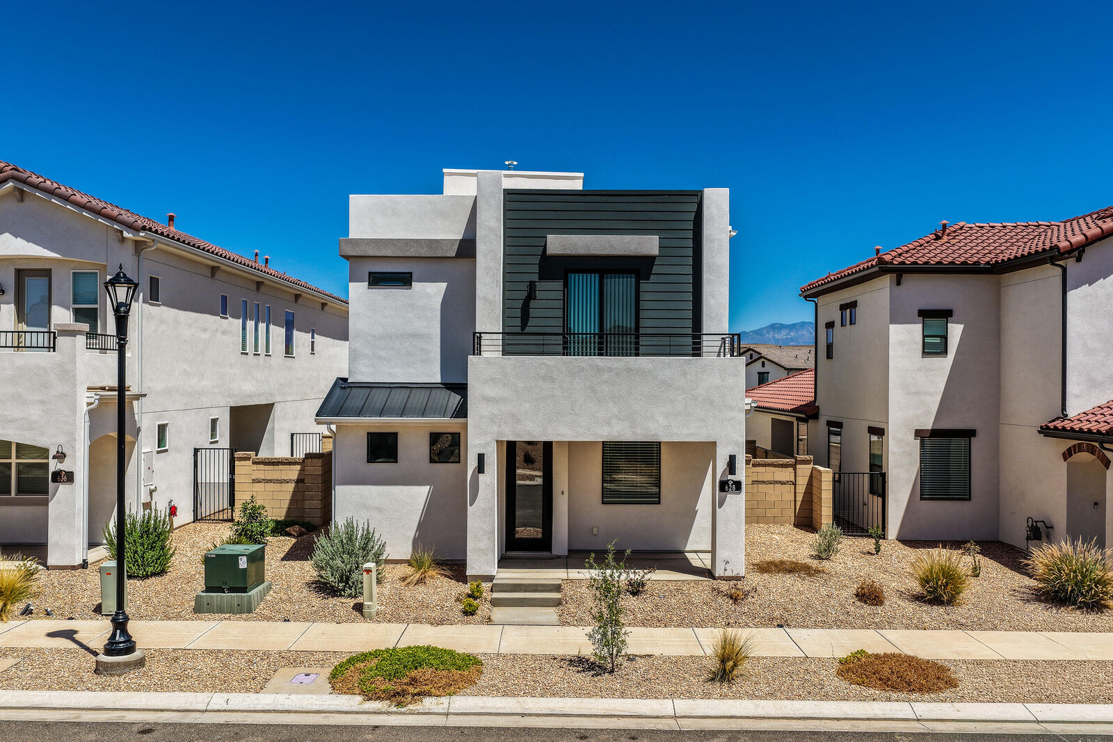 Property Photo: 628 W Juniper Hill Dr UT 84790