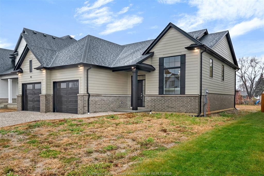 Property Photo:  52 Belleview Drive  ON N0R 1B0 