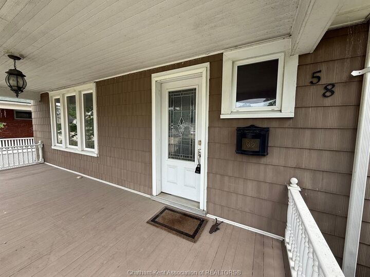 Property Photo: 58 Margaret Avenue ON N8A 1Z9