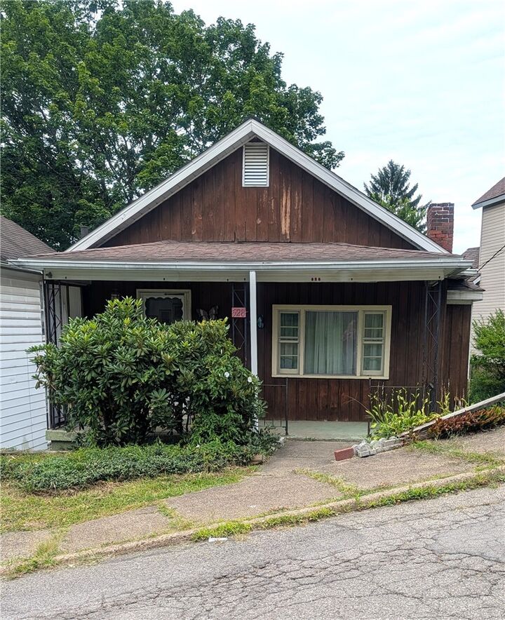 Property Photo: 528 Hoffman PA 16301