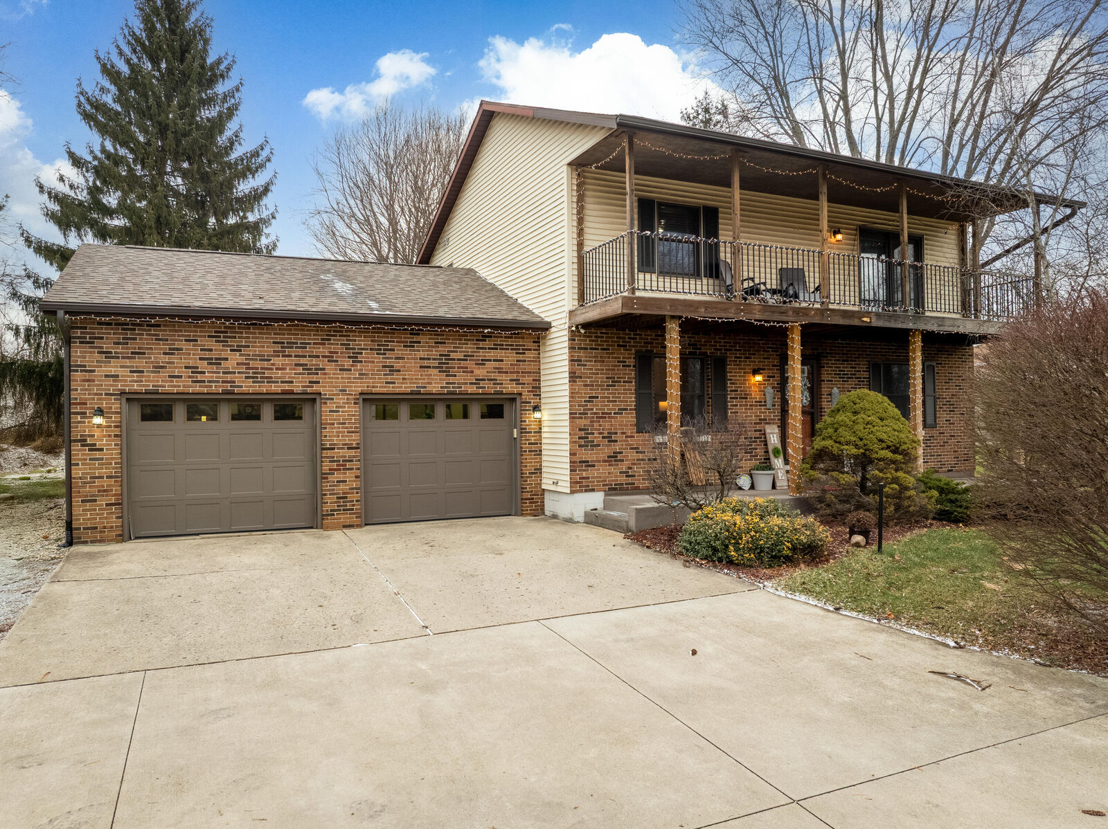 Property Photo: 3352 Hodgin Road IN 47374