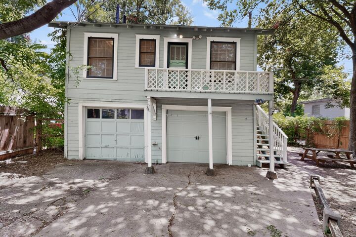 Property Photo: 4205 Avenue B Garapt TX 78751