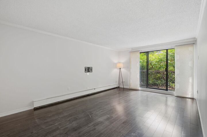 Property Photo: 466 E Eighth Avenue 210 BC V3L 4L2
