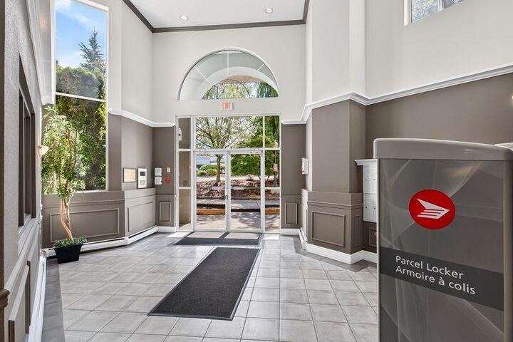 Property Photo: 32725 George Ferguson Way 104 BC V2T 5M5