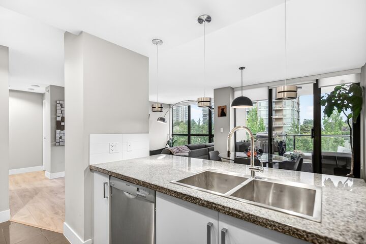 Property Photo: 2959 Glen Drive 604 BC V3B 0B8