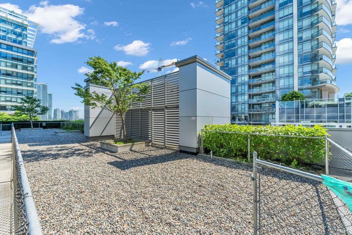 Property Photo: 2008 Rosser Avenue 910 BC V5C 0H8
