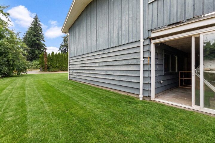 Property Photo: 14042 110 Avenue BC V3R 1Z2