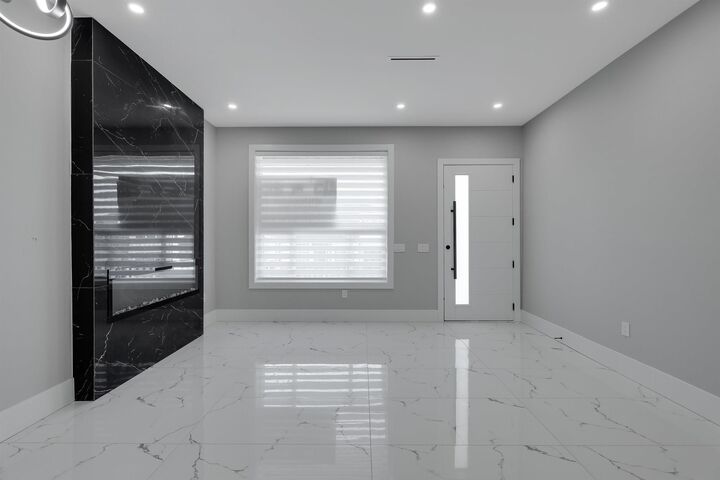 Property Photo: 14750 62A Avenue BC V3S 6N4