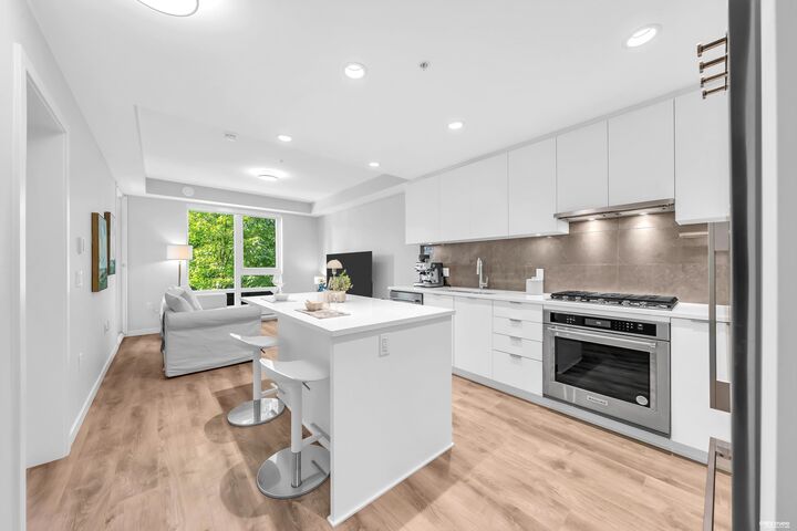 Property Photo: 615 Cottonwood Avenue 305 BC V3J 0N4