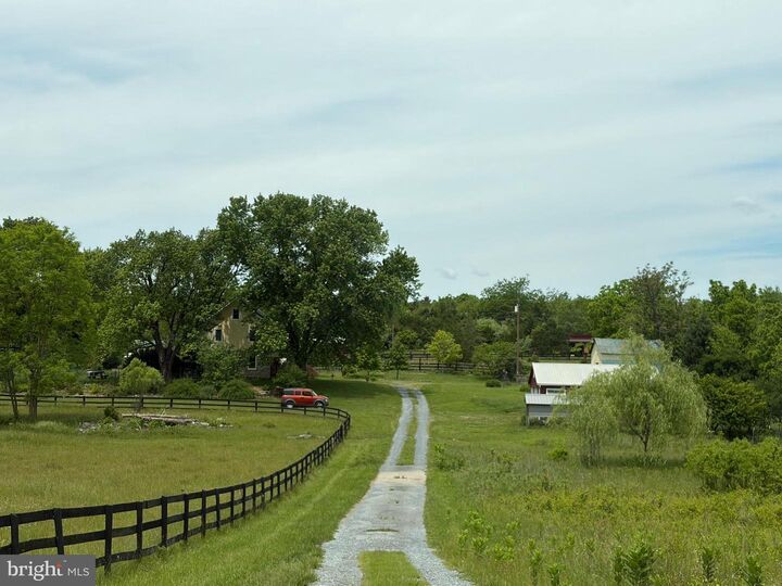 Property Photo: 936 Gun Barrel Rd VA 22663