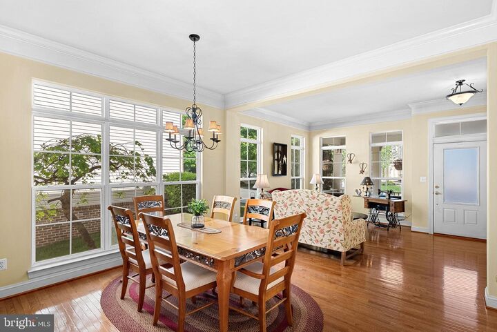 Property Photo: 42755 Chatelain Circle VA 20148
