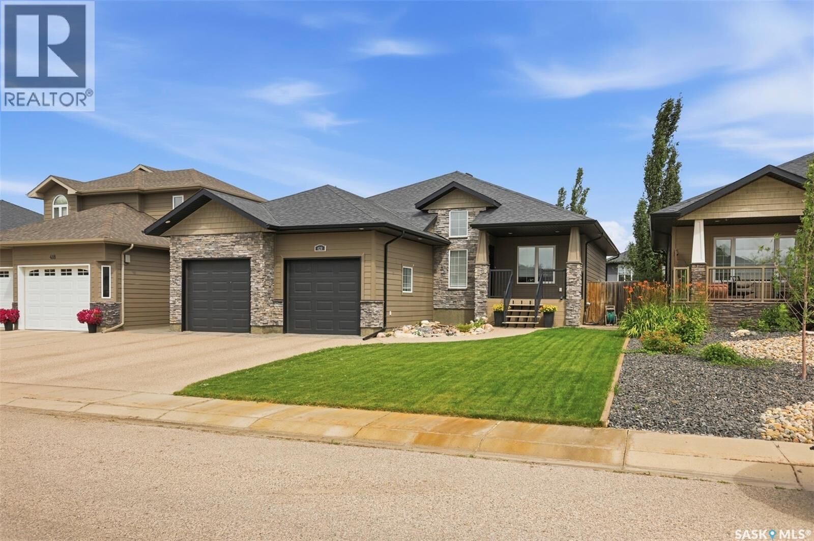 Property Photo: 420 Hogan Way SK S0K 0A1